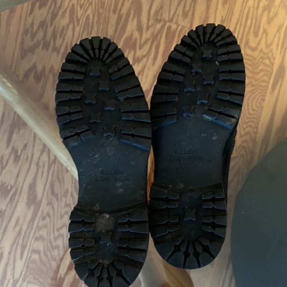 Allen Edmonds - Picture 4 of 6